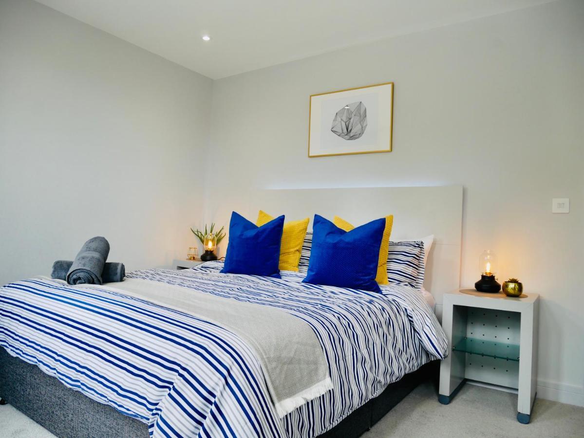 Beautiful Alumpointe Apartment - 400M To The Beach ボーンマス エクステリア 写真